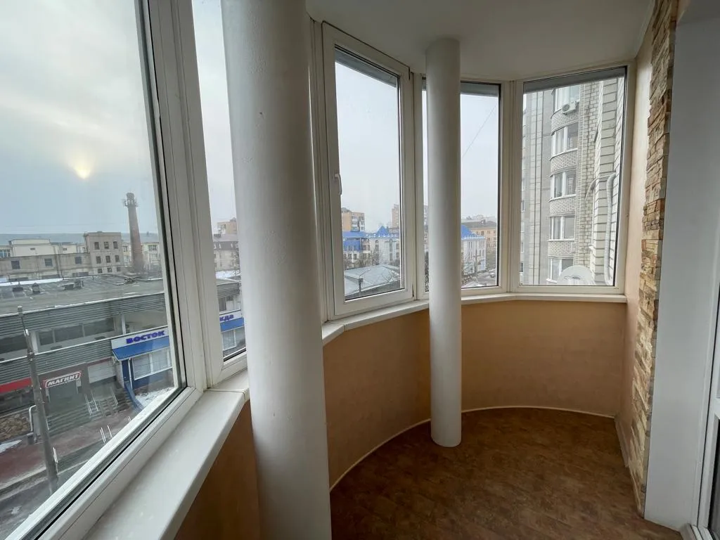 Апартаменты в центре, 1 минуте до ЦУМ и набережной