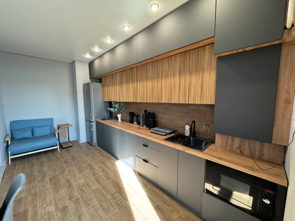 Современная, уютная квартира с видом на море