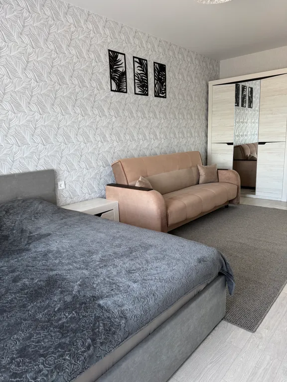 Уютная новая квартира в тихом спальном районе