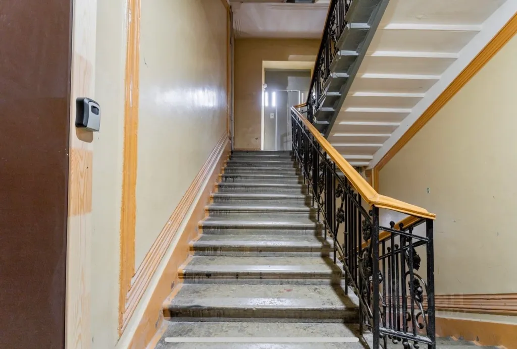 Квартира Современная квартира-лофт у метро — Санкт-Петербург