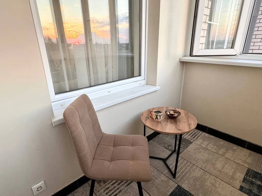 Закатная двушка на Михайловской