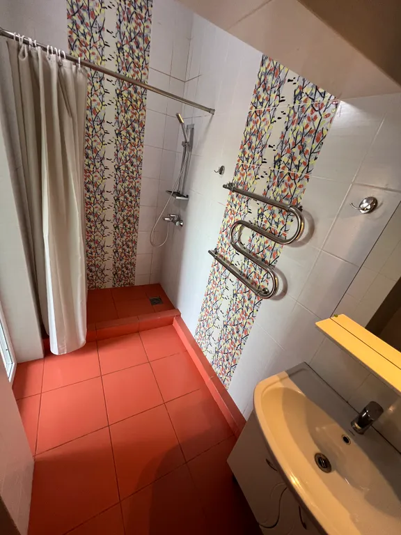 Коттедж Уютный коттедж с бассейном — Южная Озереевка