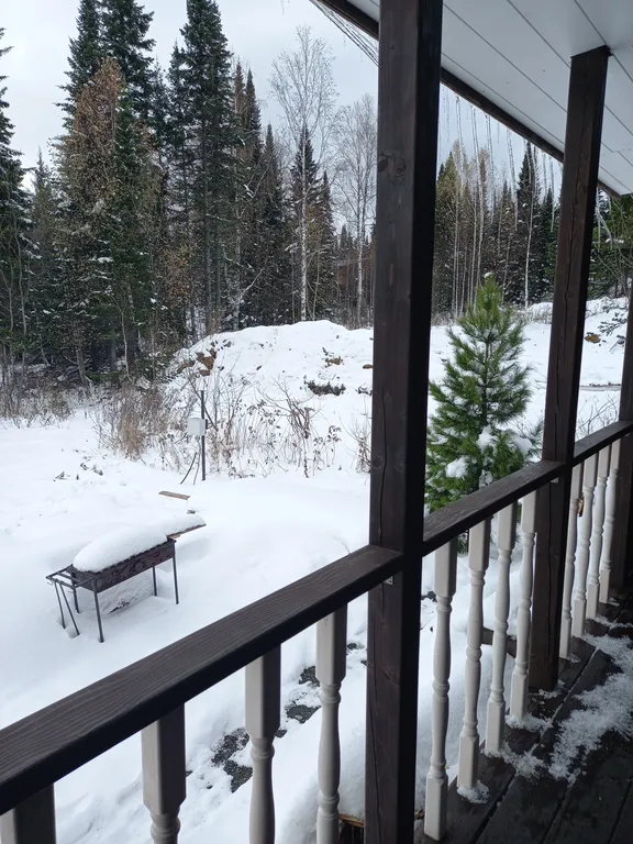 Дом из бруса, прекрасный вид на гору Зеленая