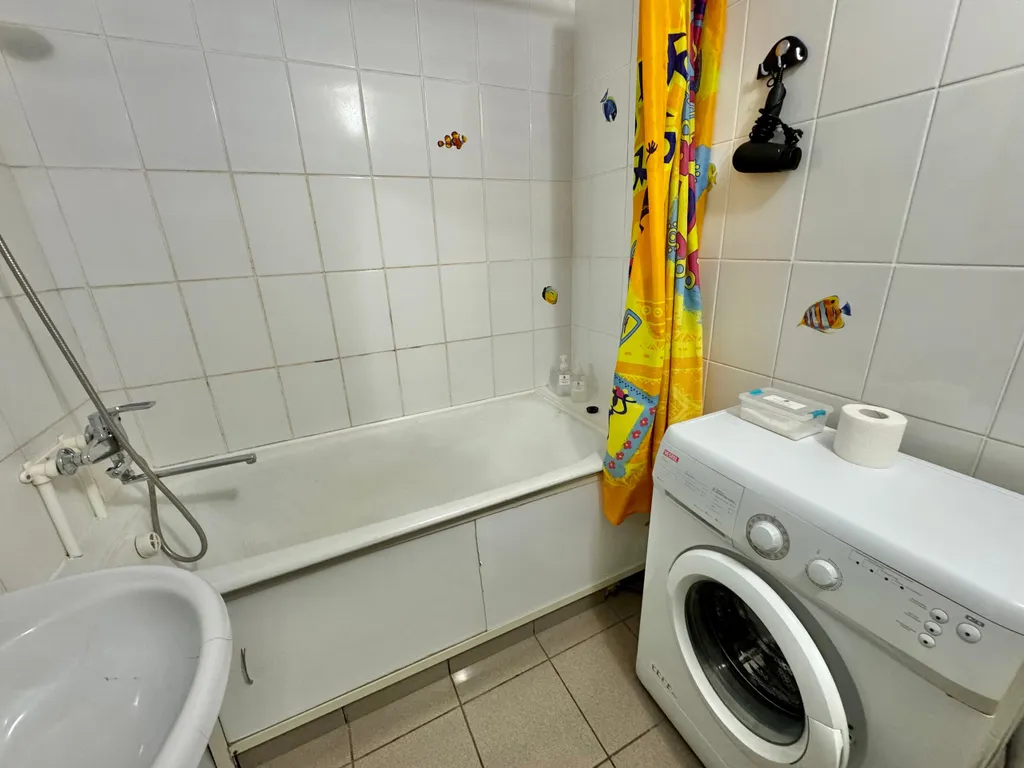 Однокомнатная класса комфорт с большой кухней у ДК Металлургов