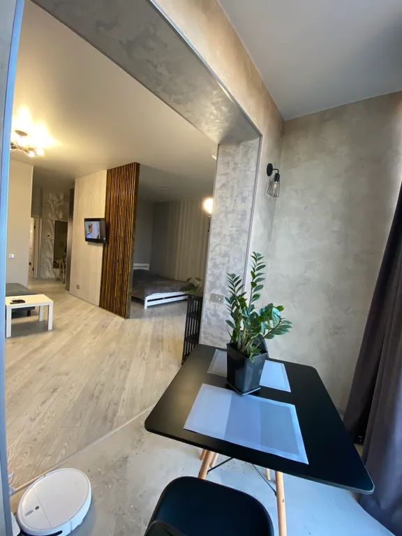 Просторная, светлая квартира с кондиционером в новом жк, не студия