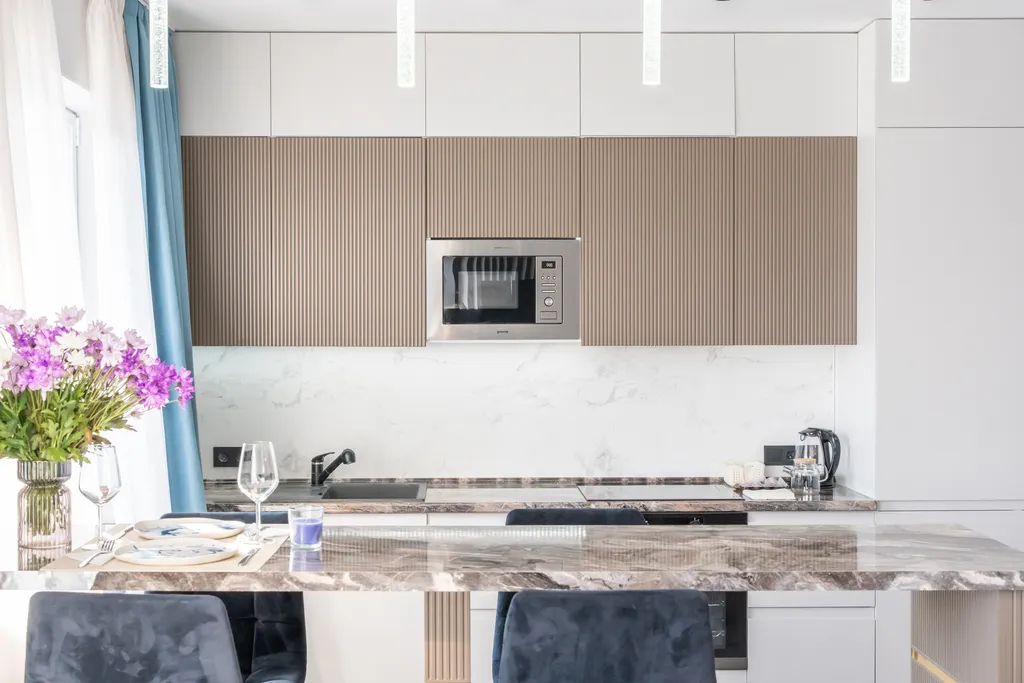 Парус Центральный пляж