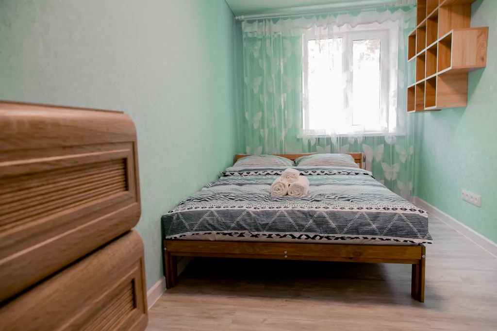 2-квартира в тихом районе близко к Дворцу спорта