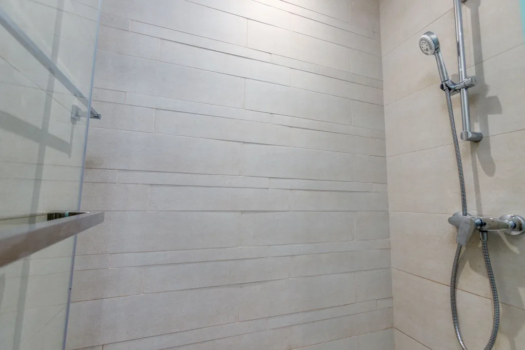 Уютная квартира Азизи-Ривьера 1-311