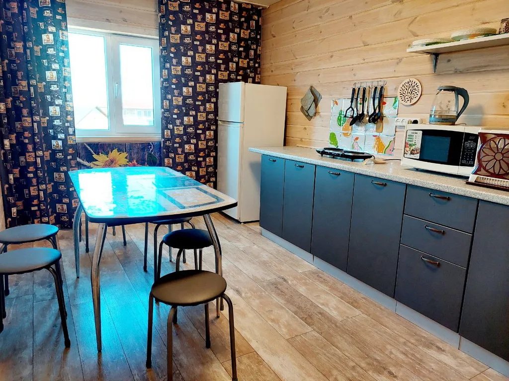 Коттедж Целый этаж в доме с видом на море — Кучугуры