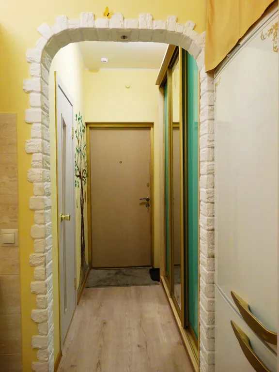 Светлая квартира у парка с рекой +