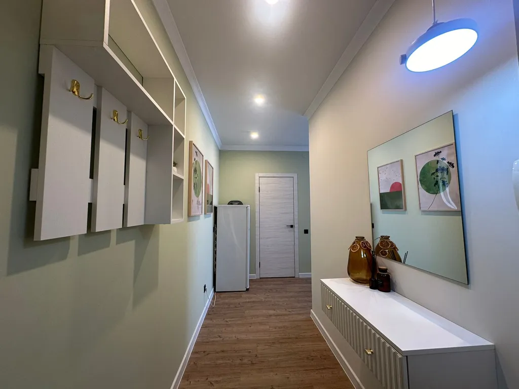 Стильная студия в доме комфорт класса с шикарным видом