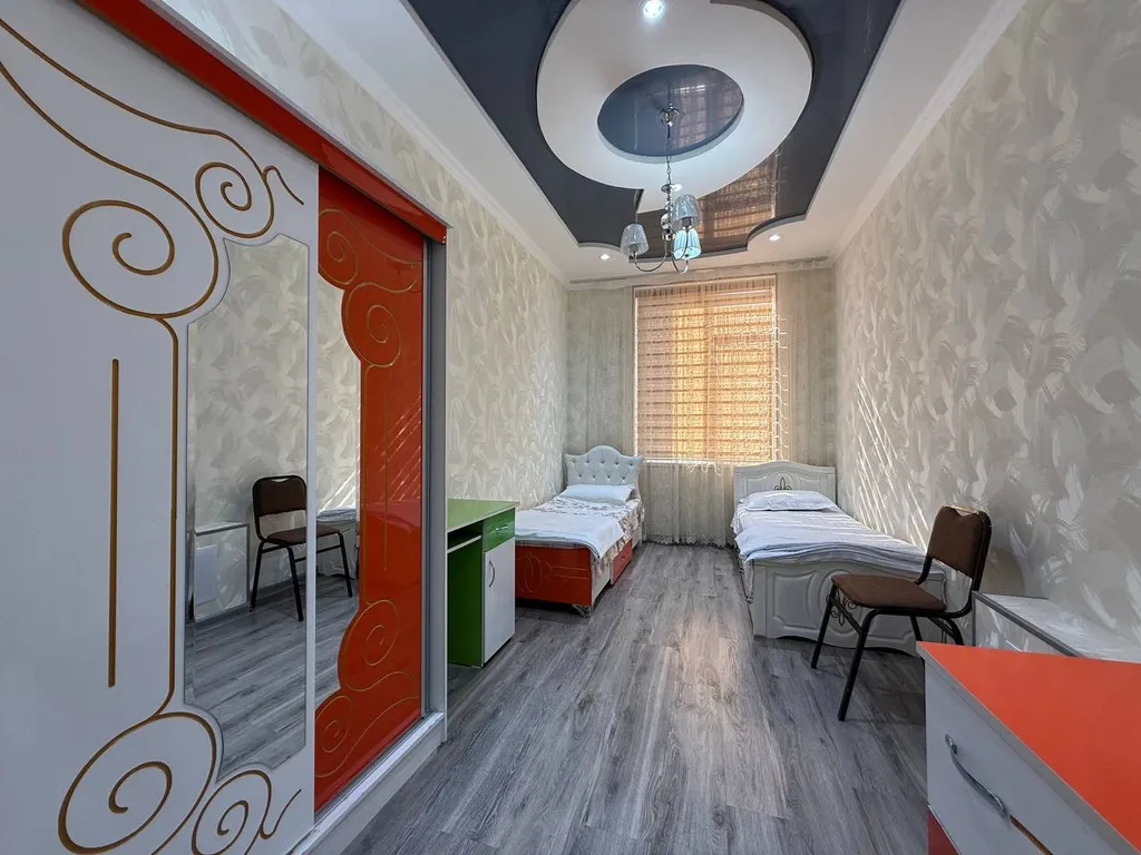 4-комнатная Квартира