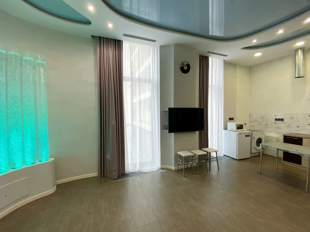 Просторная евродвушка на берегу моря Первая линия Набережной Ялты