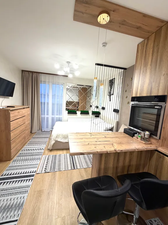 Стильная новая студия в расширенном центре