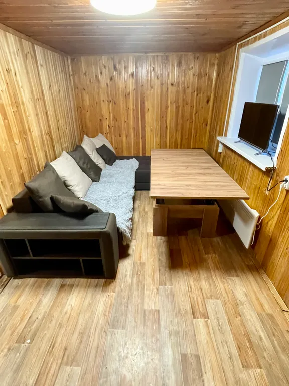 Уютный дом с большим подогреваемым бассейном, баней и банным чаном