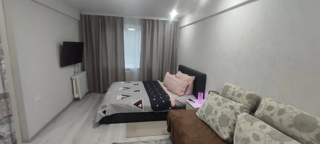 Шикарная двушка с евроремонтом в центре, экскурсионное сопровождение