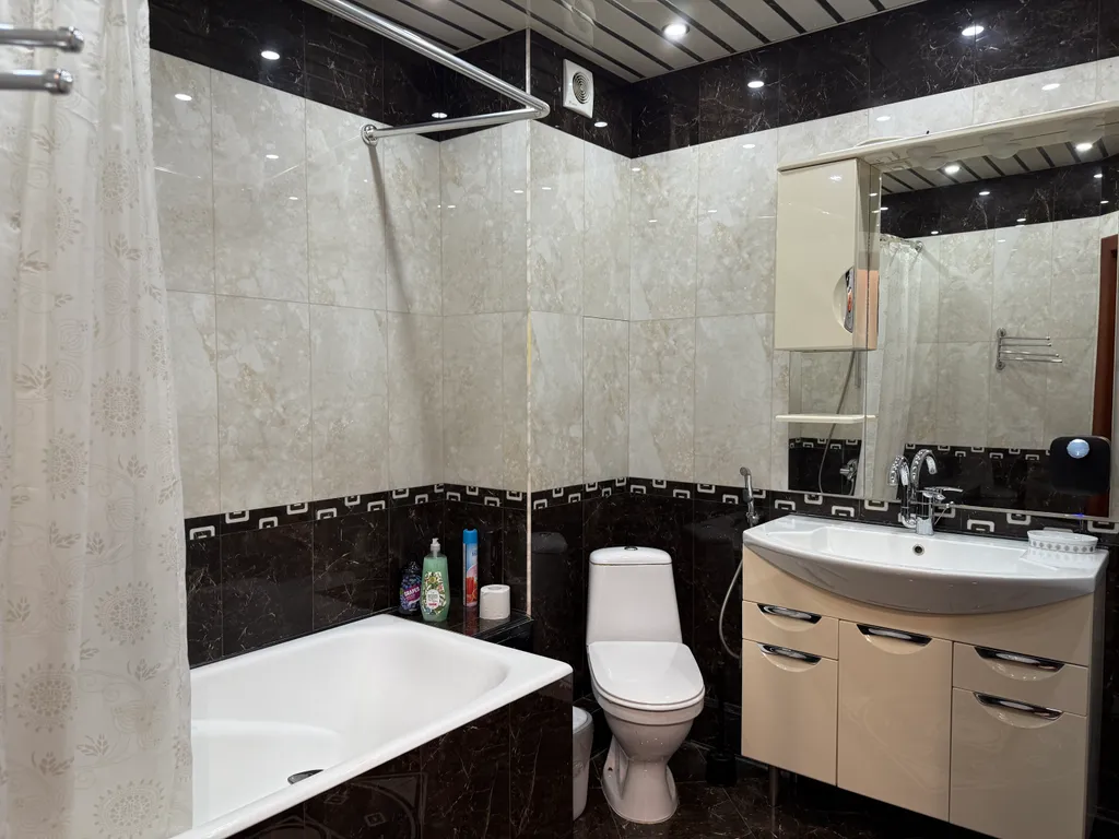 Дизайнерские новые 3-к комнатные апартаменты The Gray Pearl Crocus