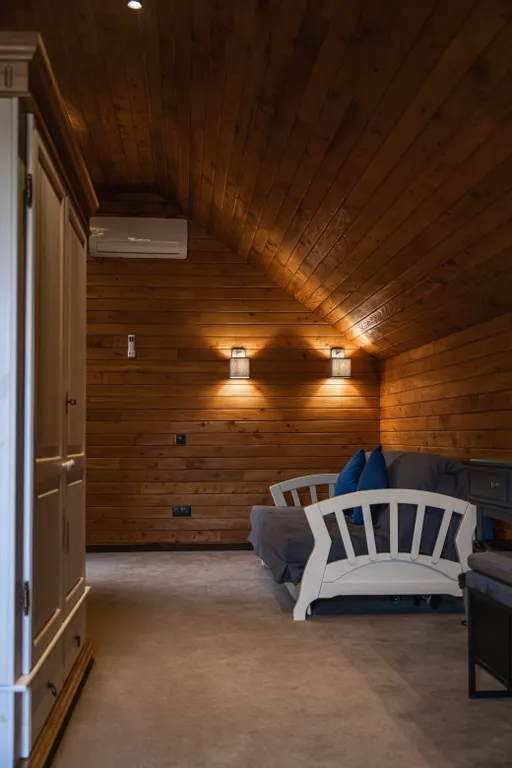 Люкс с видом на море ( с доп местом и мансардой )