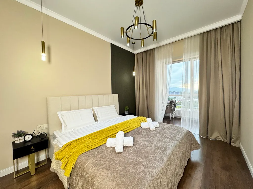 Евродвушка в ЖК Комфорт Сити с видом на горы, рядом с ТЦ MEGA