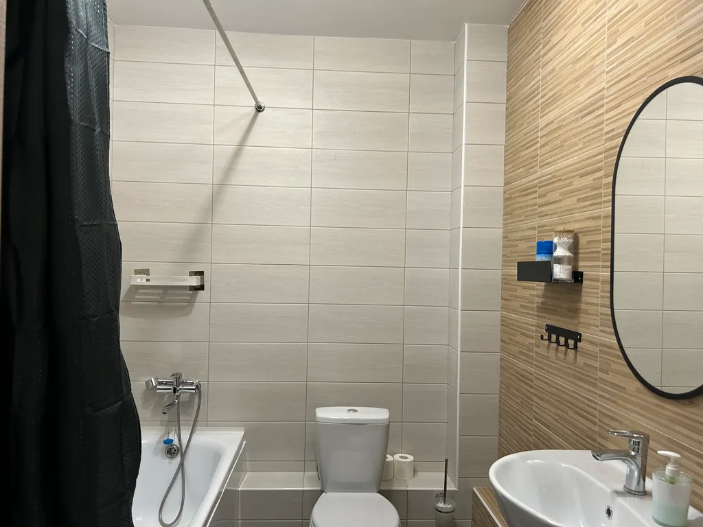 Трехкомнатные апартаменты в центре