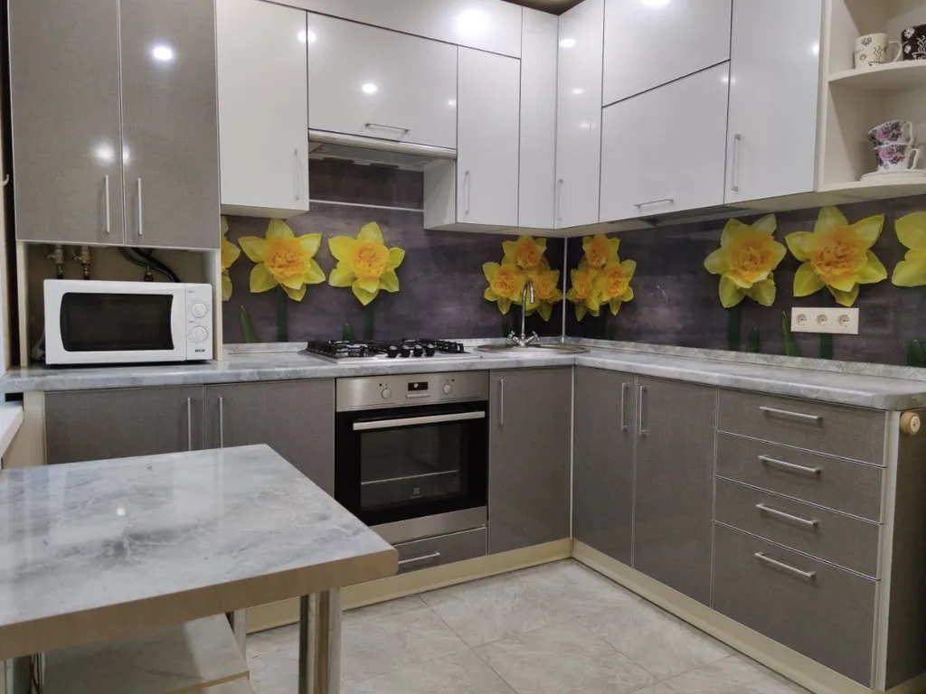 Квартира 1-ая квартира спальный район рядом с Волейбольным центром — Ярославль