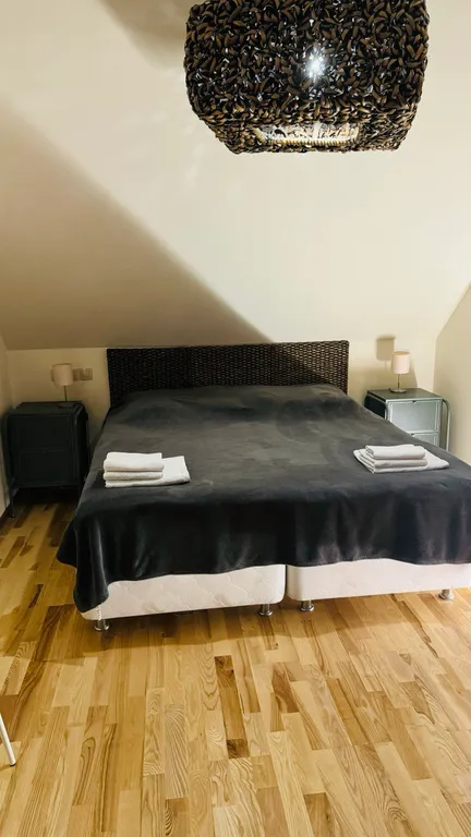 Коттедж Коттедж Гараж — Луга