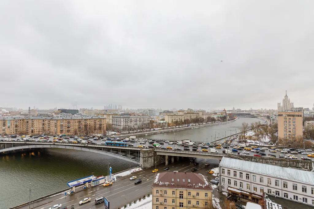 Квартира Квартира Сталинка на Таганке Гостемания с видом на Москва реку — Москва