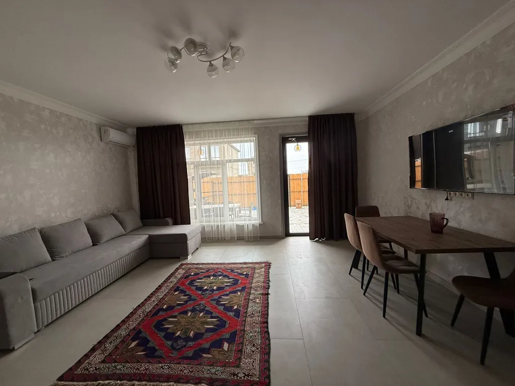 Уютный домик у моря