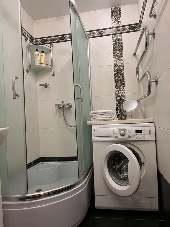 Уютная квартира с кондиционером, в шаговой доступности от центра