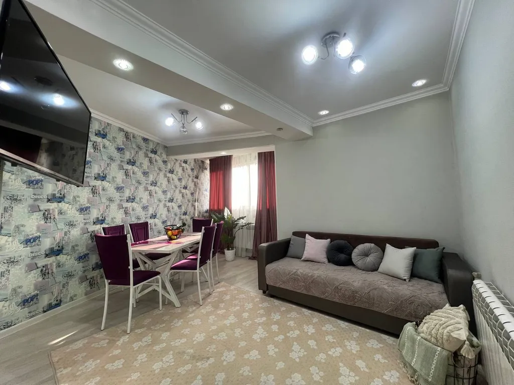 Апартаменты с двумя спальнями, центр Mega