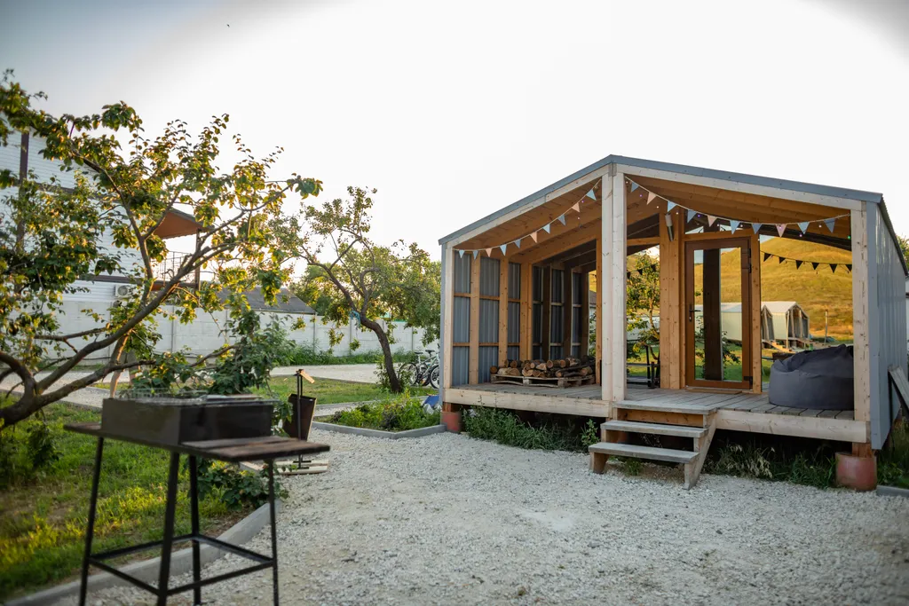 Коттедж Отдельный, уютный дом в 100 метрах от моря — Новоотрадное