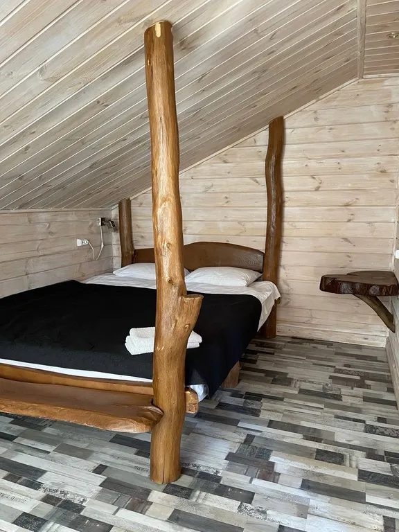 4-комнатная Квартира