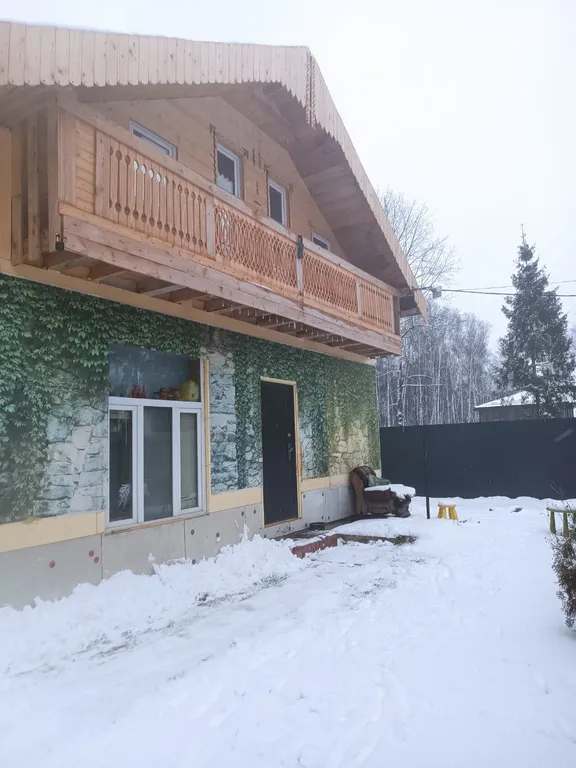 Уютный дом, тишина и лес