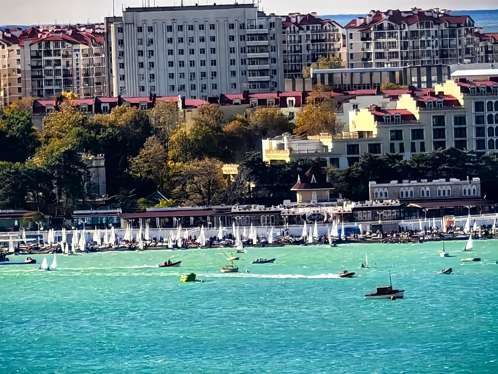 Квартира Уютные апартаменты Paradise с видом на море — Геленджик