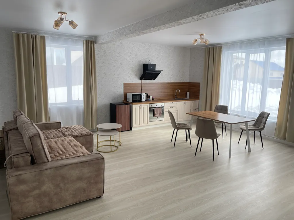 Уютный дом в черте города