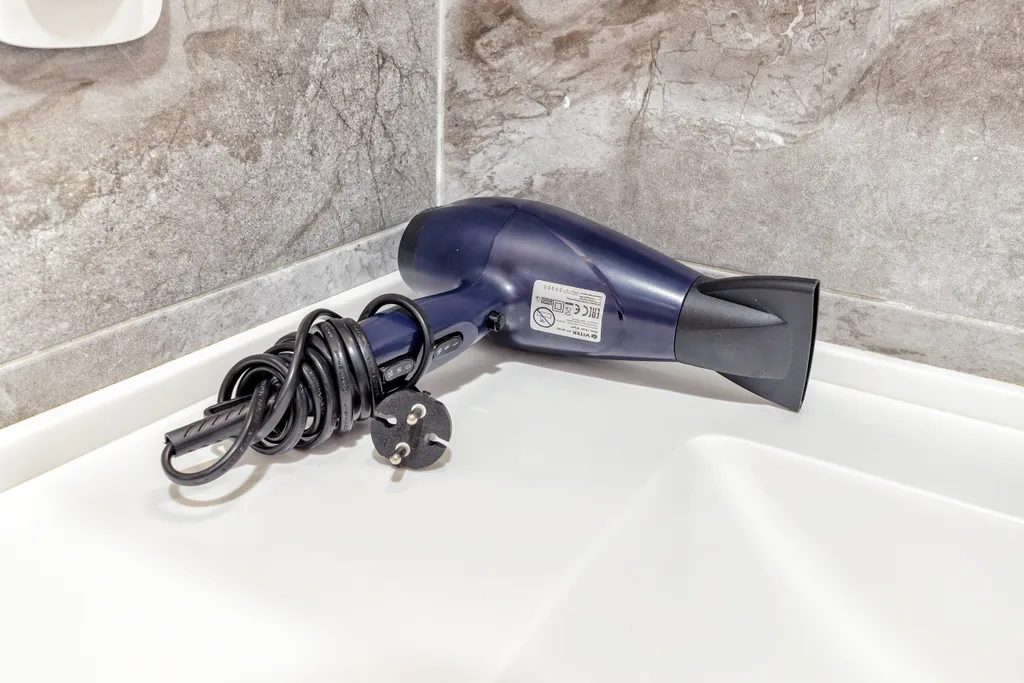 YES Апарт-Отель  King-Size кровать кухня вид на Ботанический сад