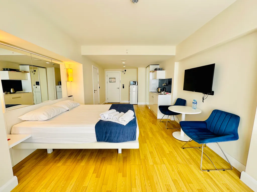 Sea Sunset Residence 43 floor