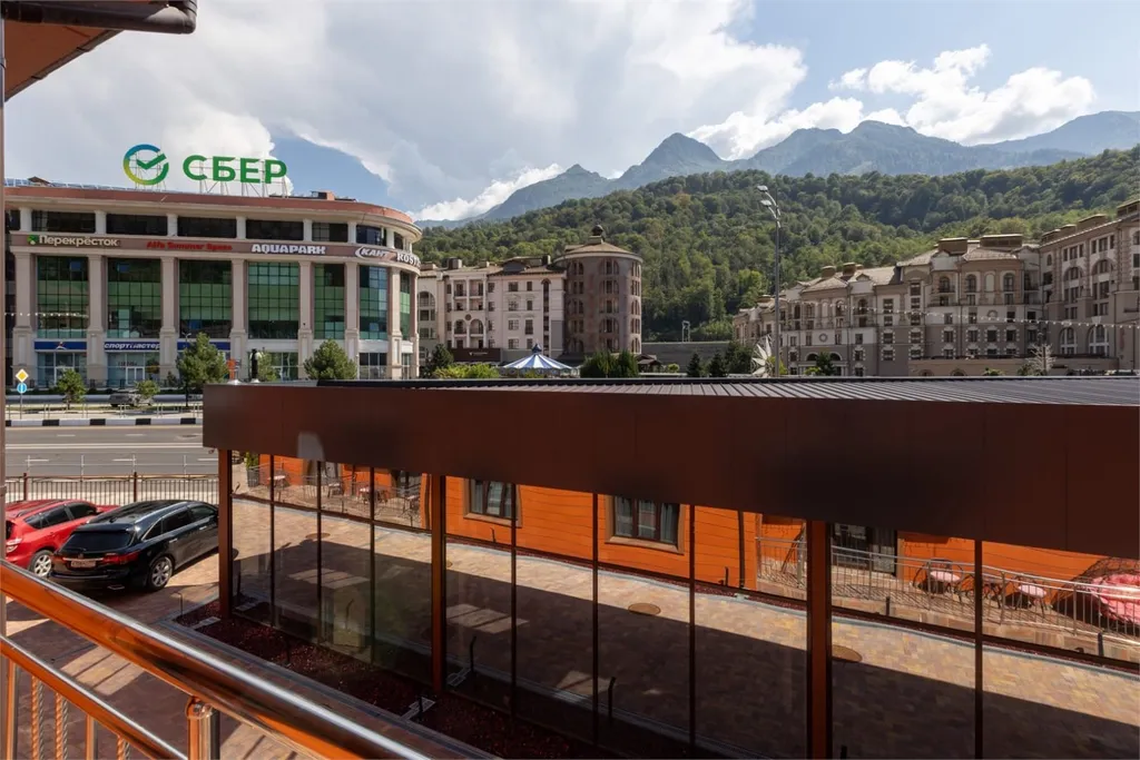 Уютная студия с видом на горы