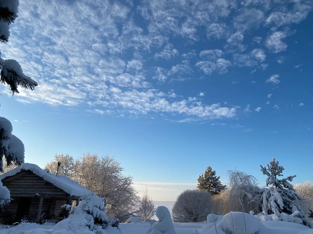 Озерный домик на Онего