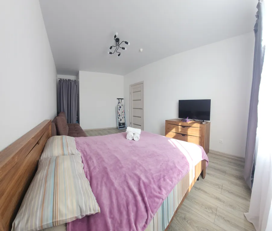 Однушка в корпусе с бассейном