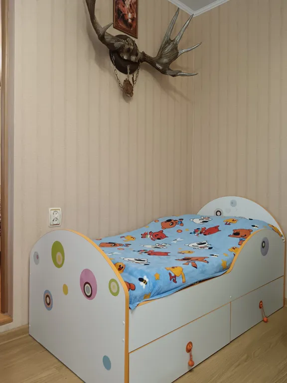 Часть дома с отдельным входом садом и парковкой