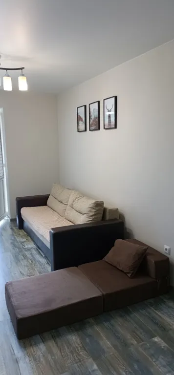 Большая светлая студия в новом доме, удобное бесконтактное заселение