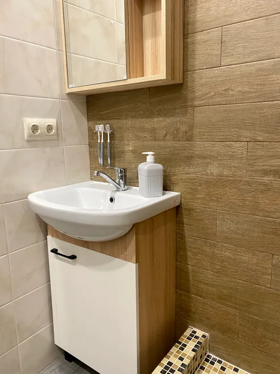 Студия на первой линии у моря в самом центре в доме бизнес-класса