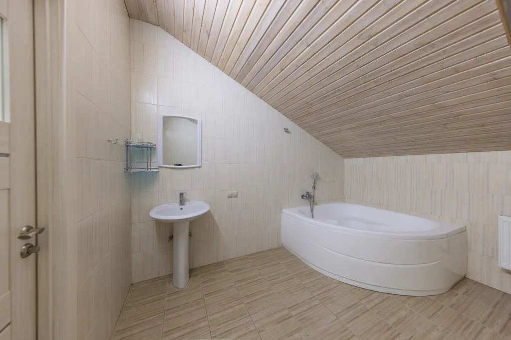 Просторный коттедж с бильярдом и сауной