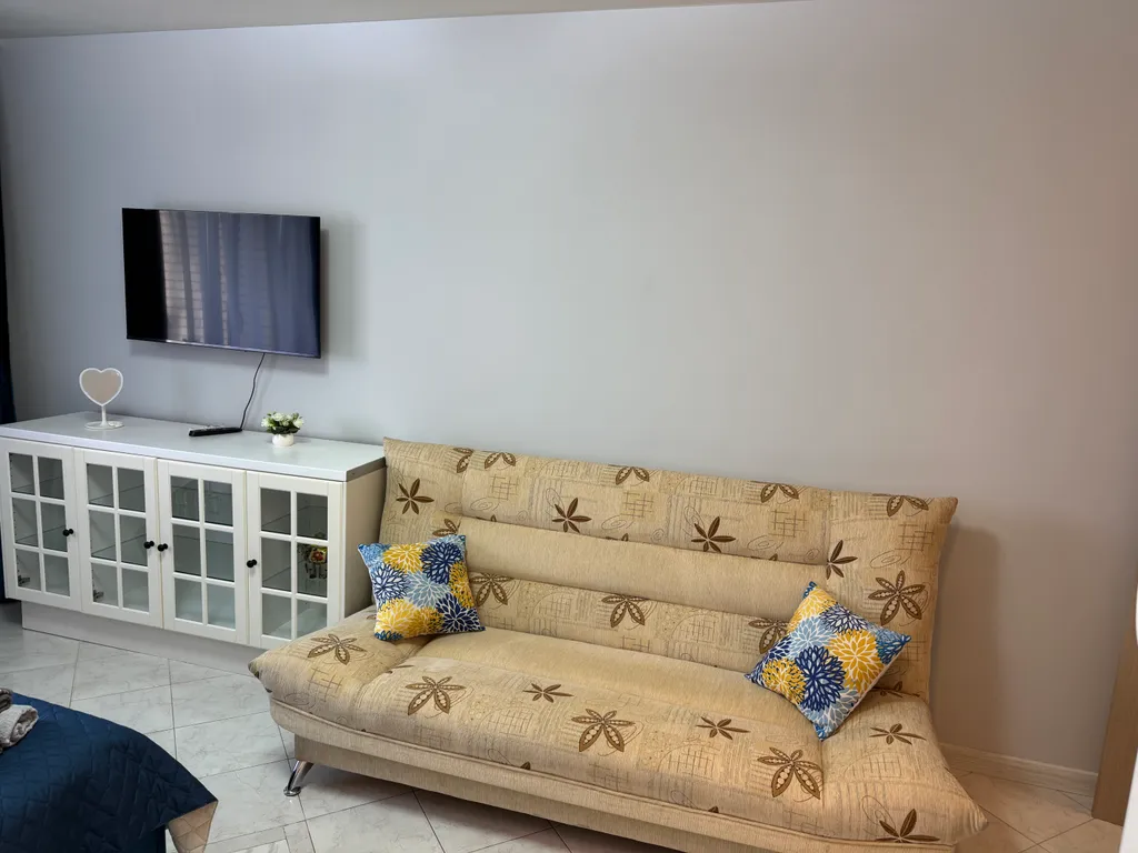 Уютная студия у метро