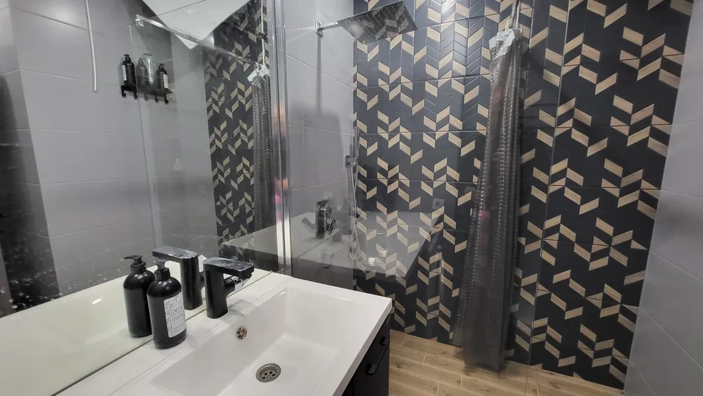 Квартира Квартира Евродвушка с дизайнерским ремонтом — Лазаревское