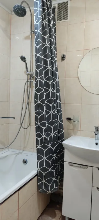 Квартира в тихом зелёном месте города Вишнёвые Сады.