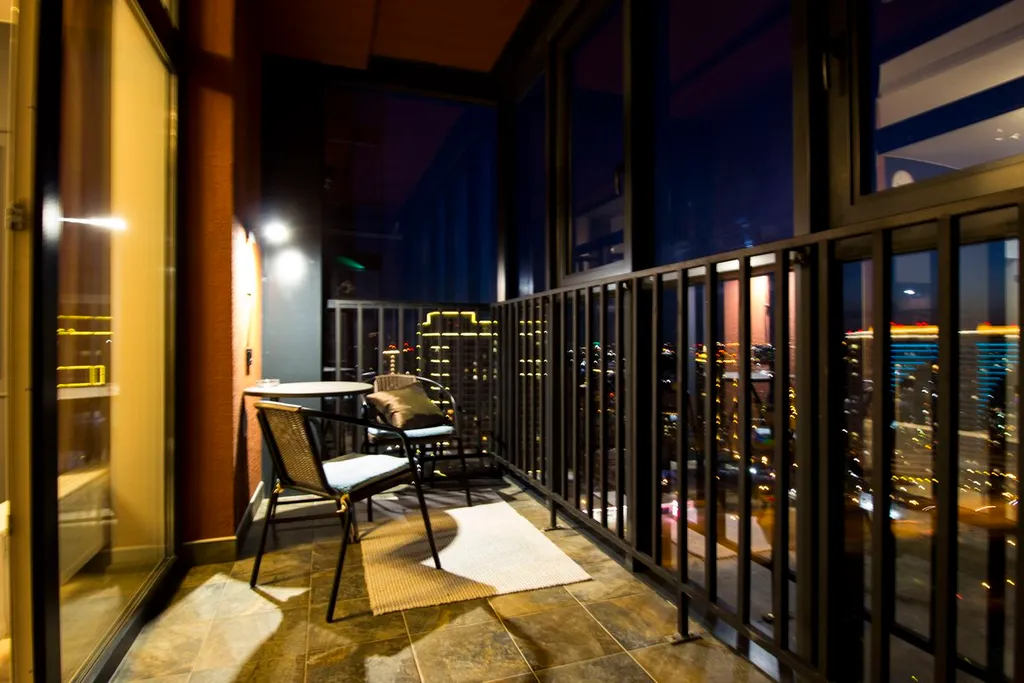 2-комнатная квартира в центре с видом на город