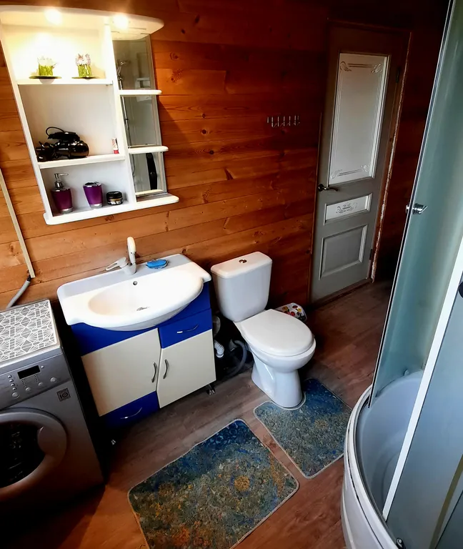 Уютный дом с видом на море и горы