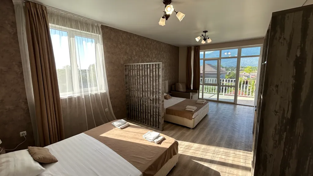 04. Семейный люкс new у бассейна, Алахадзы